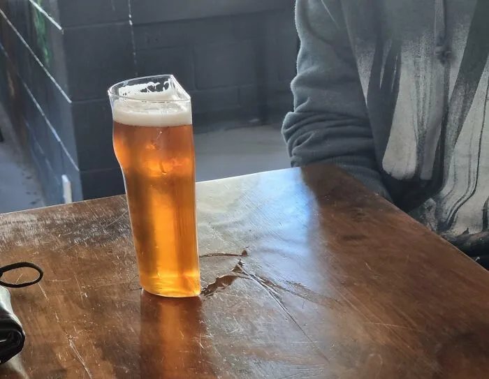 Literalmente, media pinta de cerveza