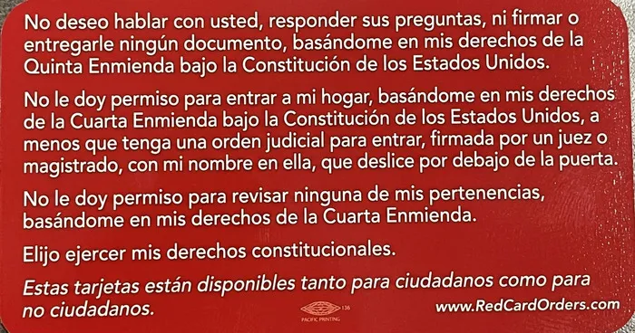 Hemos dado estas tarjetas a nuestros estudiantes sin papeles
