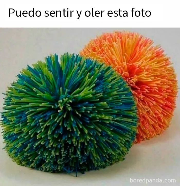 Y los lanzábamos por la clase