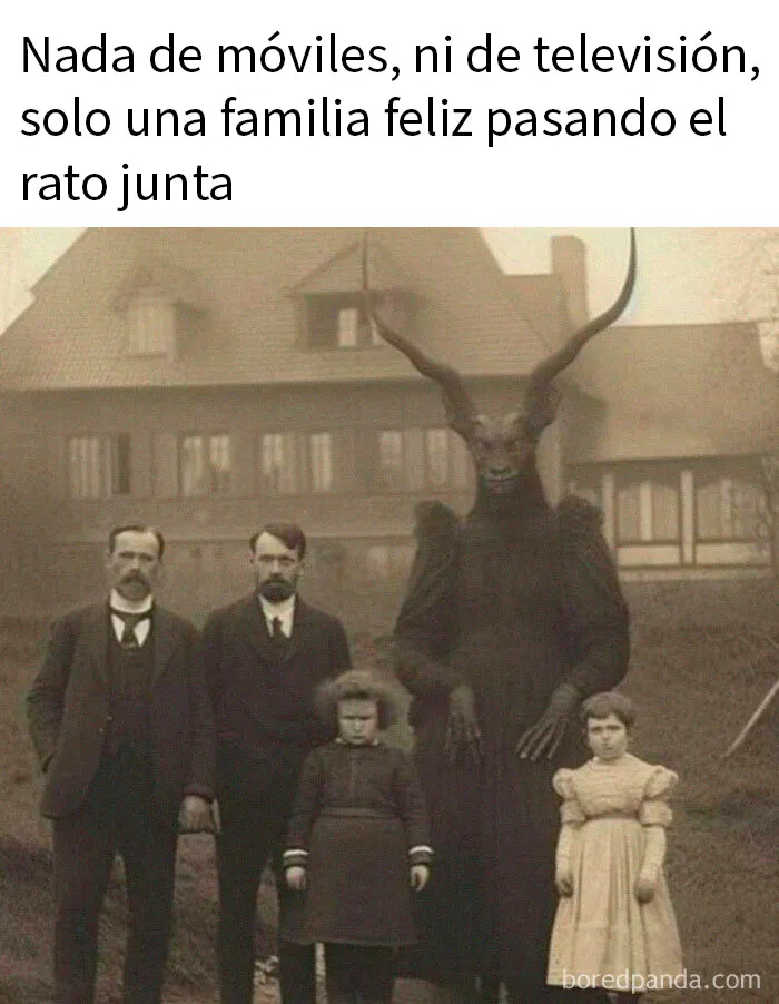 20 Memes con los que te reirás antes de comprenderlos