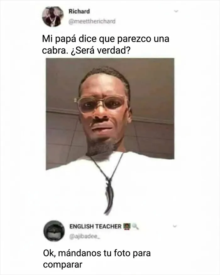 Hombre mirando a la cámara en una publicación cómica con insultos salvajes de redes sociales.