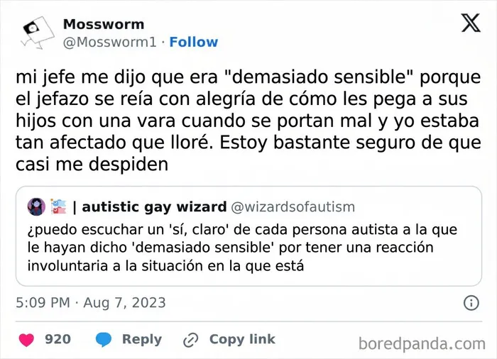 Captura de pantalla de un tuit que describe actitudes de los peores jefes de la historia.
