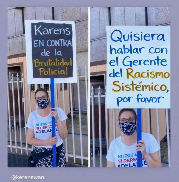 Mujer con mascarilla sostiene carteles de protesta irónicos sobre Karens y racismo.