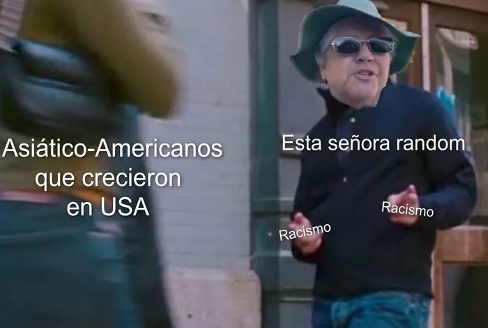 Meme sobre el racismo de Karens de la tercera edad en la calle