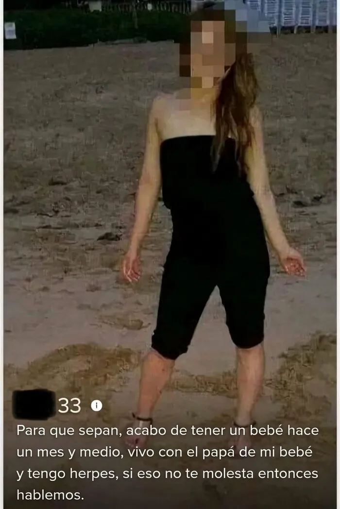 Captura de perfil con revelaciones extrañas de mujeres tóxicas.