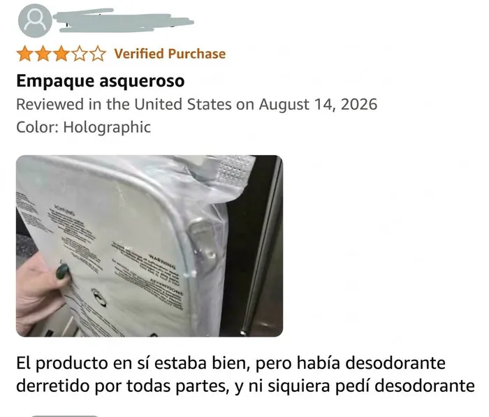Reseña de Amazon sobre empaque asqueroso con desodorante derretido