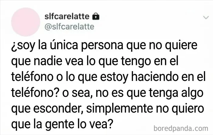 Captura de pantalla de un tuit cómico sobre la privacidad del teléfono, un ejemplo de memes británicos.