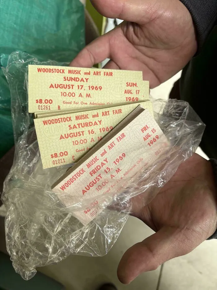 Entradas originales de Woodstock de 1969 como valiosos objetos efímeros históricos