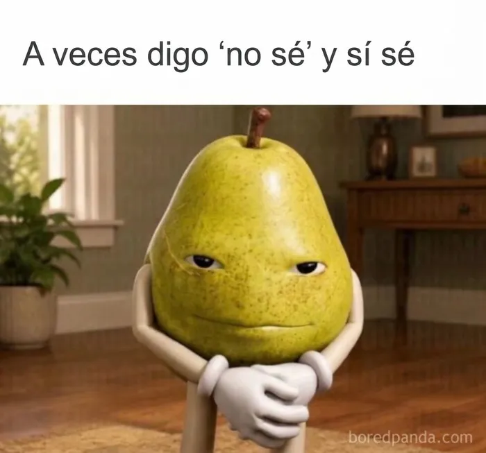 Personaje en forma de pera cruzando los brazos en uno de los memes divertidos sobre hábitos cuestionables.