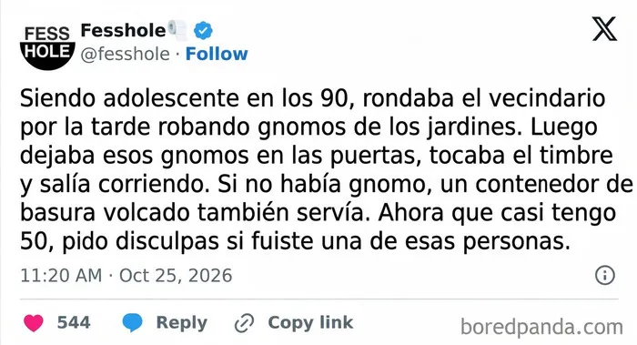 Tuit que incluye confesiones anónimas sobre travesuras con gnomos de jardín en los años 90.