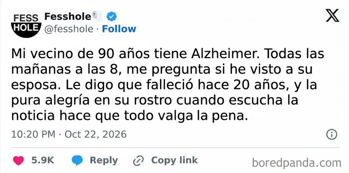 Publicación en línea que muestra confesiones anónimas sobre un vecino de noventa años con Alzheimer.