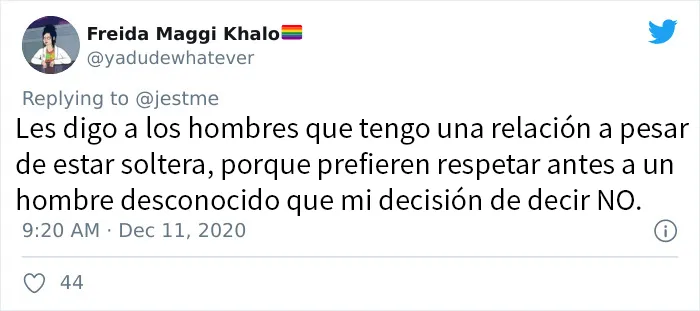 "Dime que eres una mujer sin decirme que eres una mujer" (20 tuits)