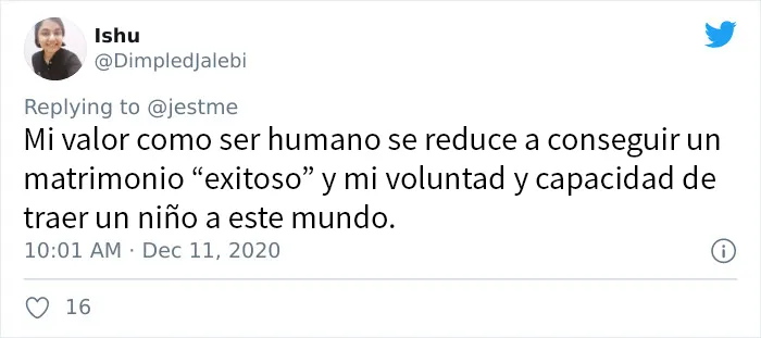 "Dime que eres una mujer sin decirme que eres una mujer" (20 tuits)