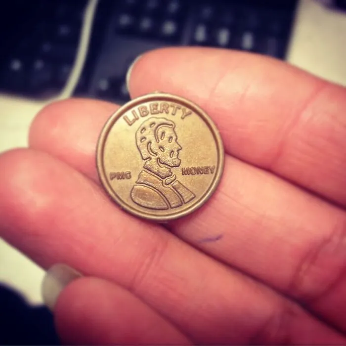 Cuando Te Dejan De Propina Dinero De Juguete