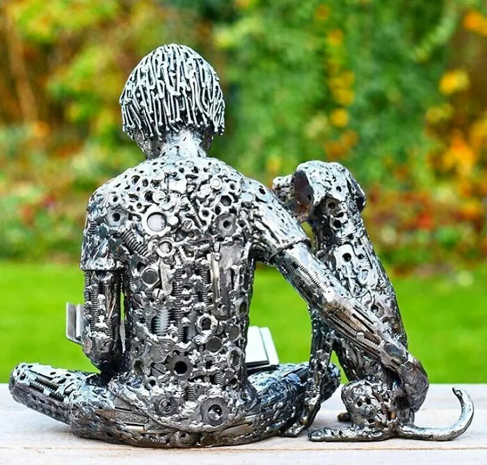 Artista Autodidacta Americano Convierte Materiales Recuperados En Esculturas Alucinantes (30 imágenes)