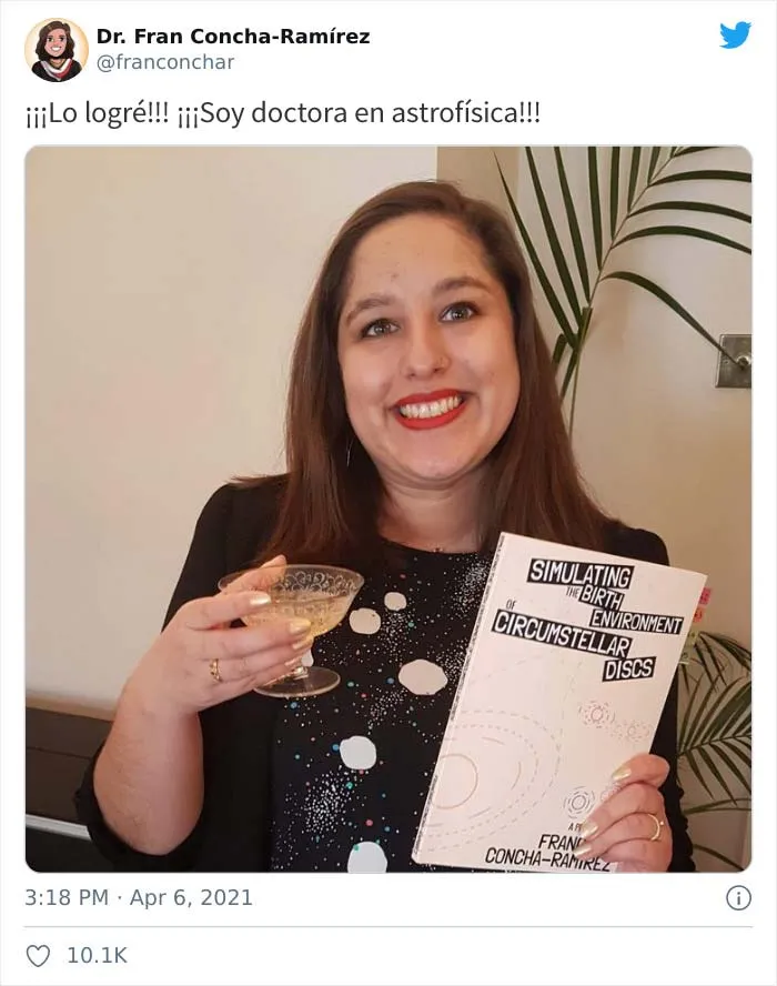 20 Mujeres celebrando sus victorias, grandes o pequeñas, icónicas o irónicas, compartiéndolas en esta página