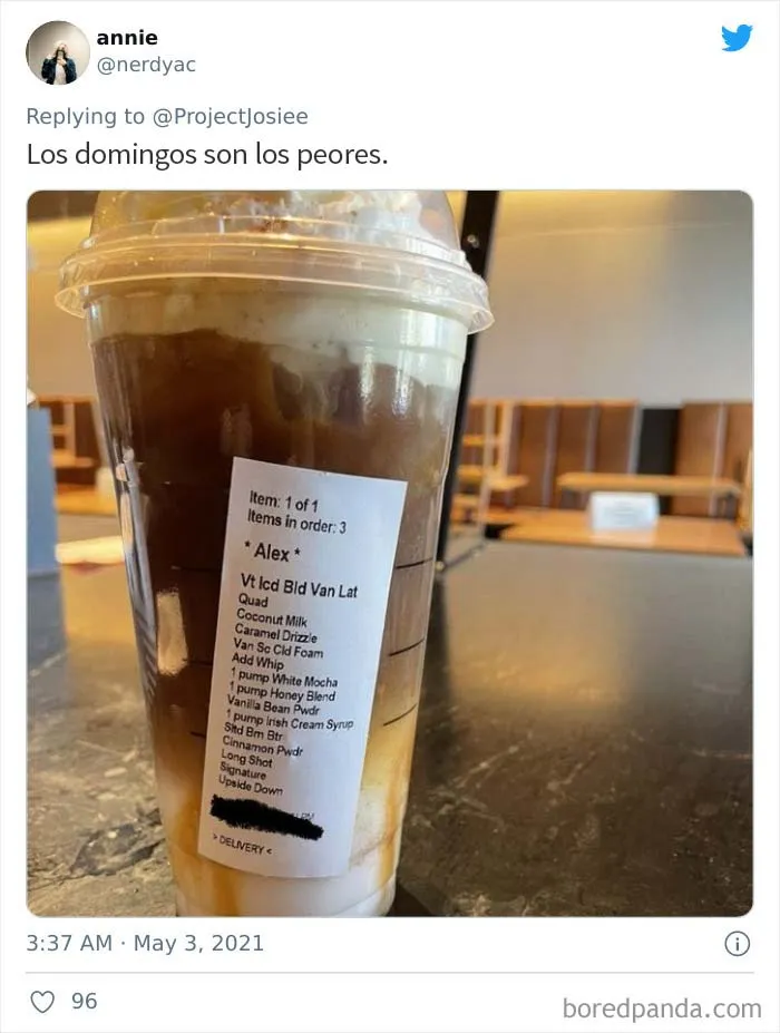 Estos baristas frustrados de Starbucks avergüenzan a los clientes idiotas que piden bebidas "muy extra" (20 fotos)