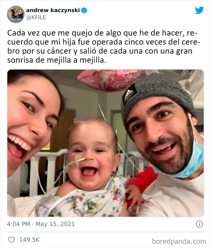 Con una sonrisa