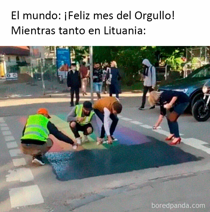 20 Divertidos memes y tuits para iniciar el mes del Orgullo LGBTQ