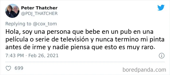 20 Tuits que exponen esos comportamientos totalmente irreales de personajes de cine o TV
