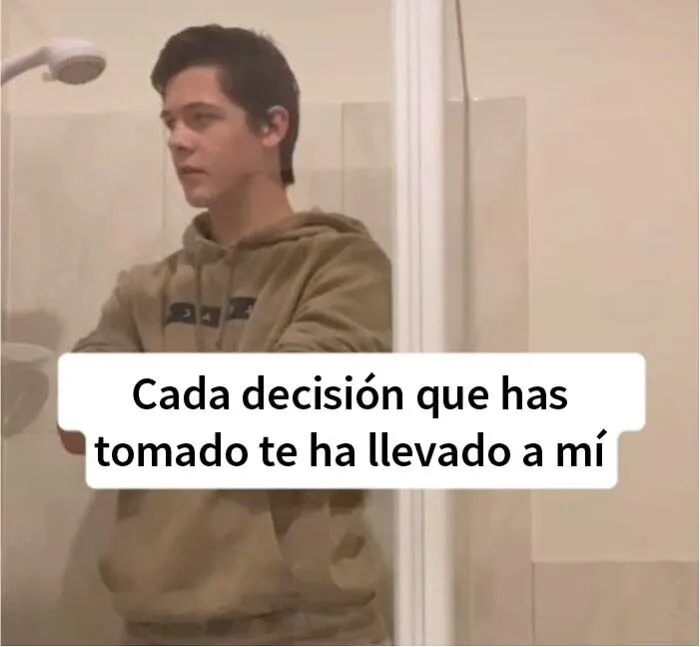 Este tipo publicó un pensamiento profundo en la ducha cada día durante un año, y aquí tienes 20 de los mejores
