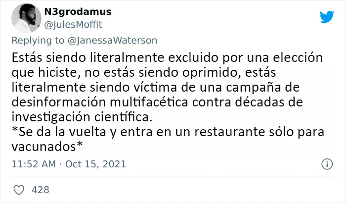 Este hombre pregunta a los vacunados cómo se sienten al "excluir" a los no vacunados, y 20 personas dan respuestas sinceras