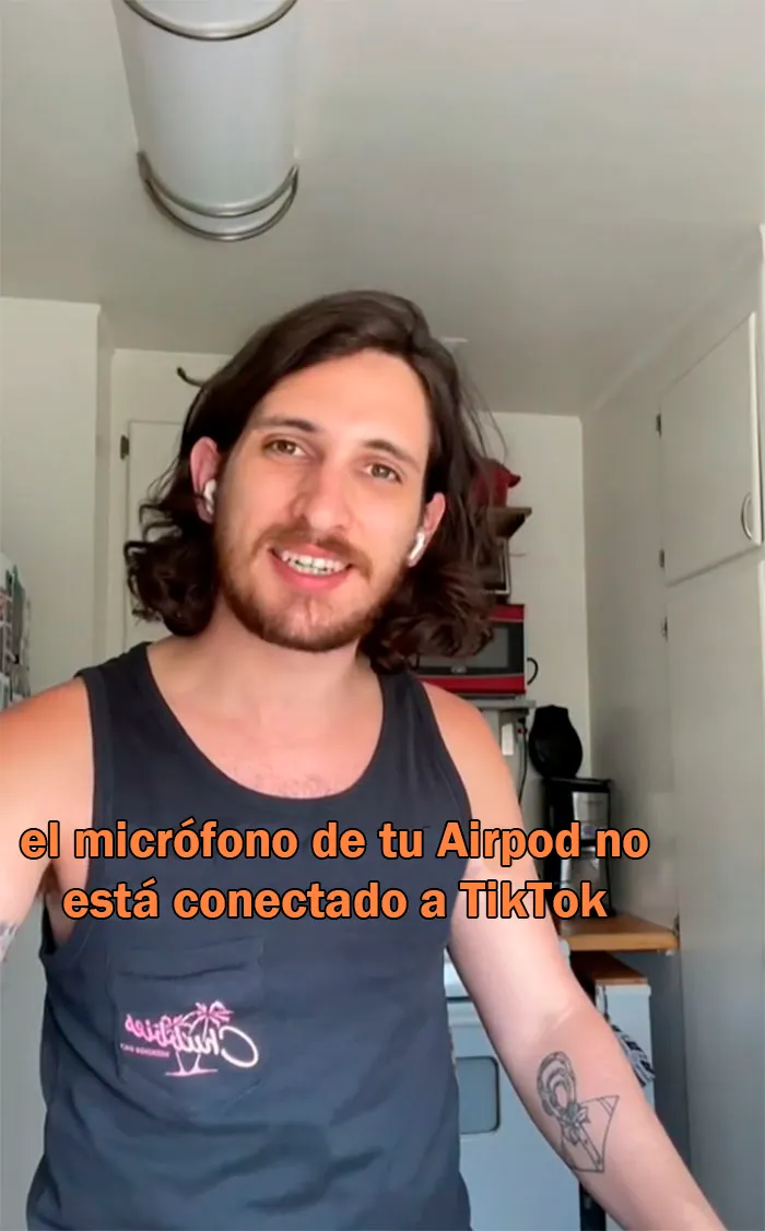 El micrófono de tu Airpod no está conectado a Tiktok. El sonido sí, el micrófono no