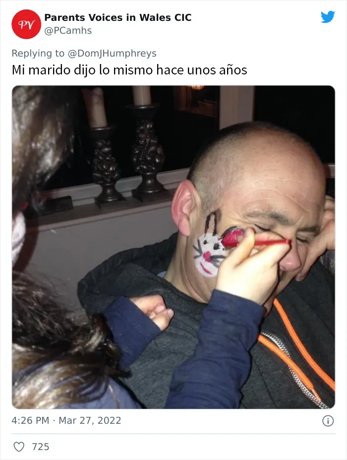 20 Padres usados por sus hijas para hacer experimentos de maquillaje, tan divertidos como reconfortantes