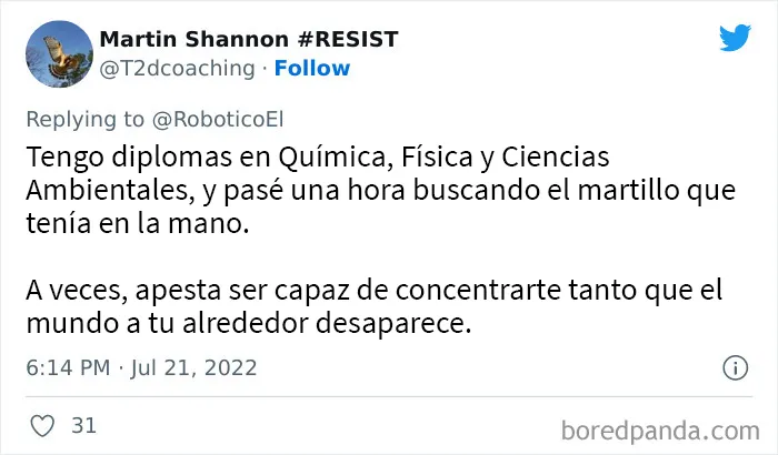 “Pasé 35 minutos intentando abrir el coche equivocado”: 20 personas muy instruidas comparten sus momentos más tontos en este hilo viral
