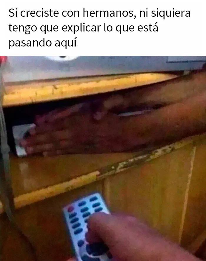 20 Divertidos memes compartidos por esta cuenta de Twitter
