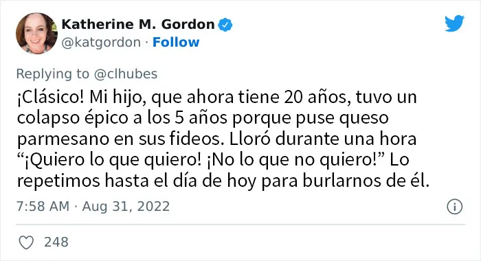 20 Niños testarudos que se niegan a comer lo que les ponen sus padres