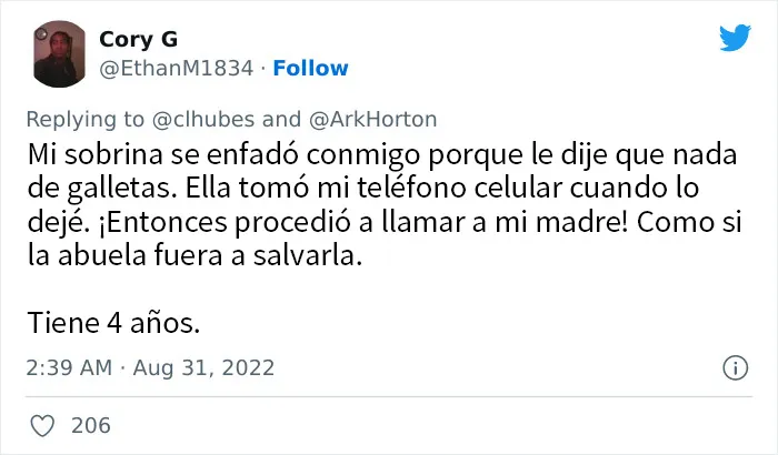 20 Niños testarudos que se niegan a comer lo que les ponen sus padres
