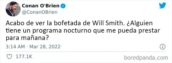 Así reaccionó la gente cuando Will Smith abofeteó a Chris Rock durante la transmisión en vivo de los Oscars (20 Publicaciones)