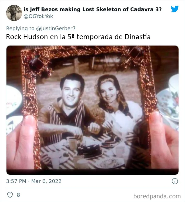 20 Ridículos fallos de photoshop en las películas, compartidos en un hilo viral de Twitter