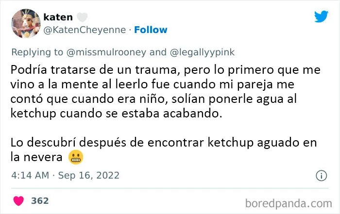20 Personas haciendo saber a sus parejas lo raros que son sus hábitos