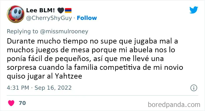 20 Personas haciendo saber a sus parejas lo raros que son sus hábitos