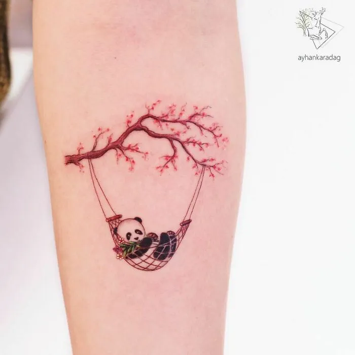 Este tatuador turco crea adorables escenas de cuento sobre la piel