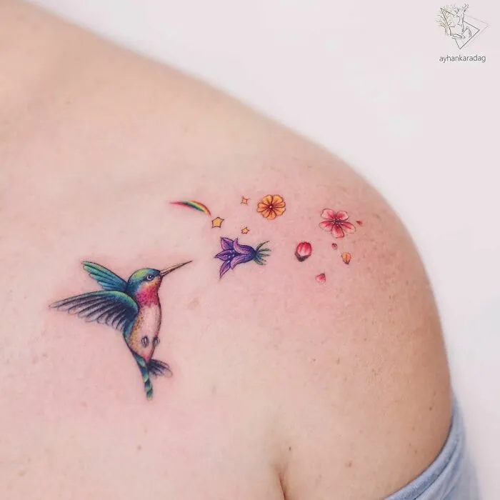 Este tatuador turco crea adorables escenas de cuento sobre la piel