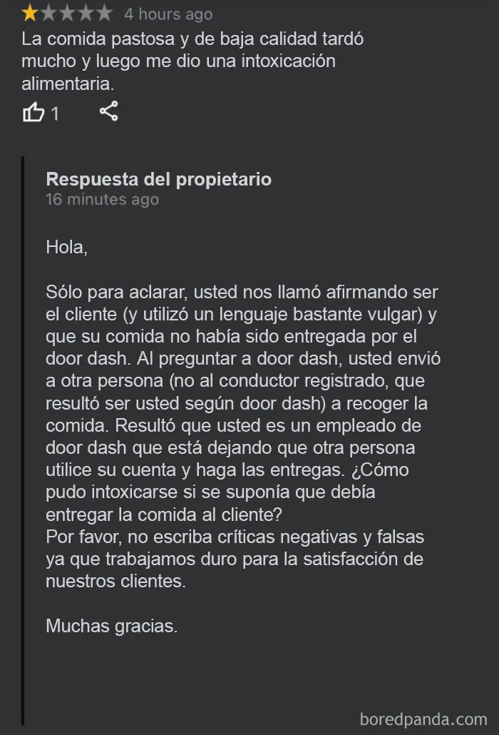 Reseña falsa después de comerse la comida