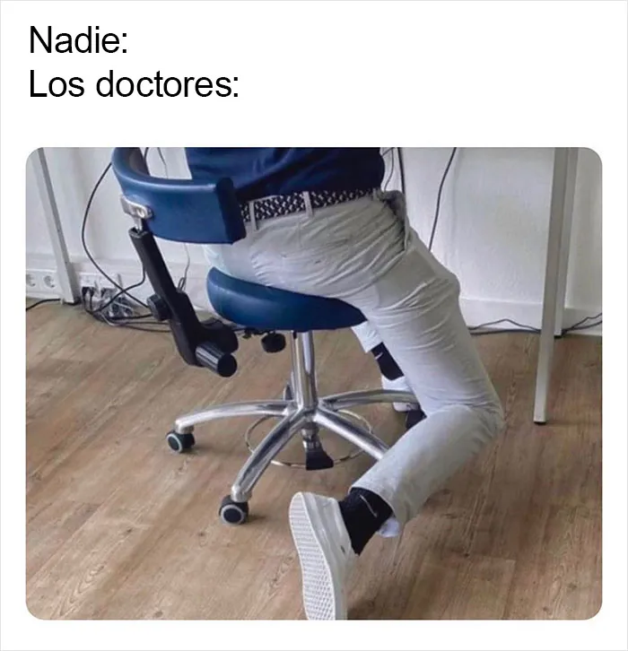 Por si llevas un mal día, aquí tienes 20 divertidísimos memes compartidos en "Meme Lord"