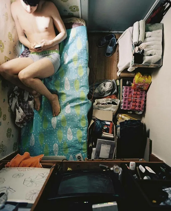40 Fotos que muestran la miseria de vivir en estos diminutos habitáculos surcoreanos llamados "goshitel"