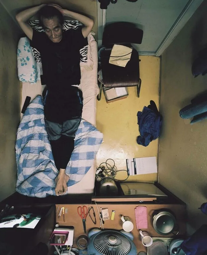 40 Fotos que muestran la miseria de vivir en estos diminutos habitáculos surcoreanos llamados "goshitel"