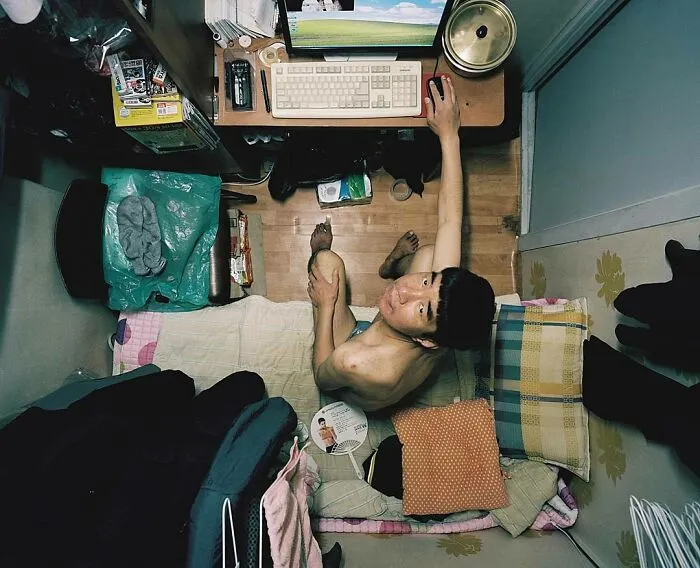 40 Fotos que muestran la miseria de vivir en estos diminutos habitáculos surcoreanos llamados "goshitel"