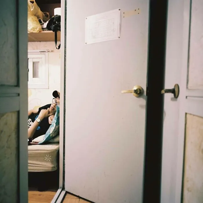 40 Fotos que muestran la miseria de vivir en estos diminutos habitáculos surcoreanos llamados "goshitel"