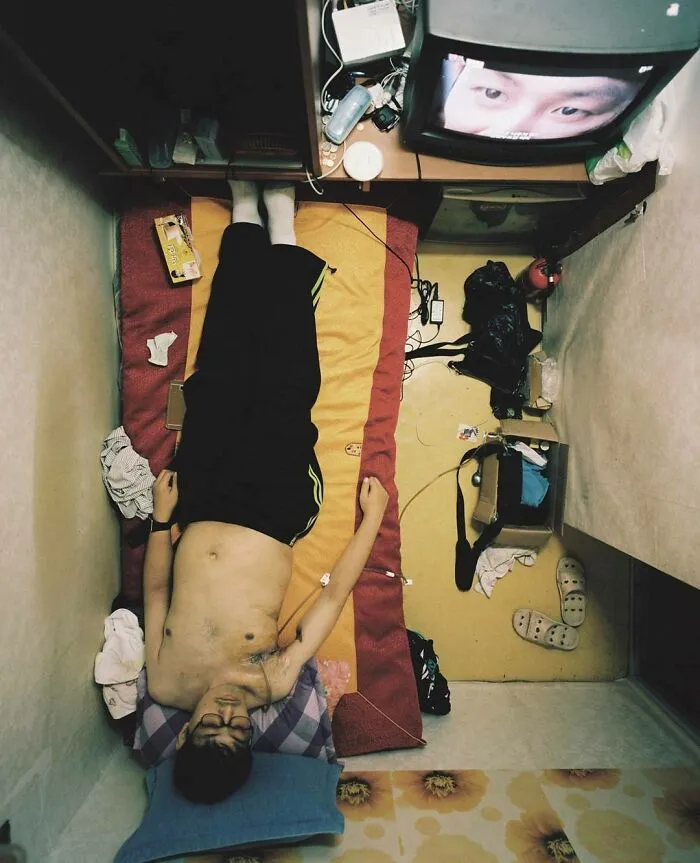 40 Fotos que muestran la miseria de vivir en estos diminutos habitáculos surcoreanos llamados "goshitel"