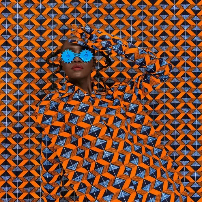 30 Retratos psicodélicos y coloridos de la fotógrafa africana Thandiwe Muriu