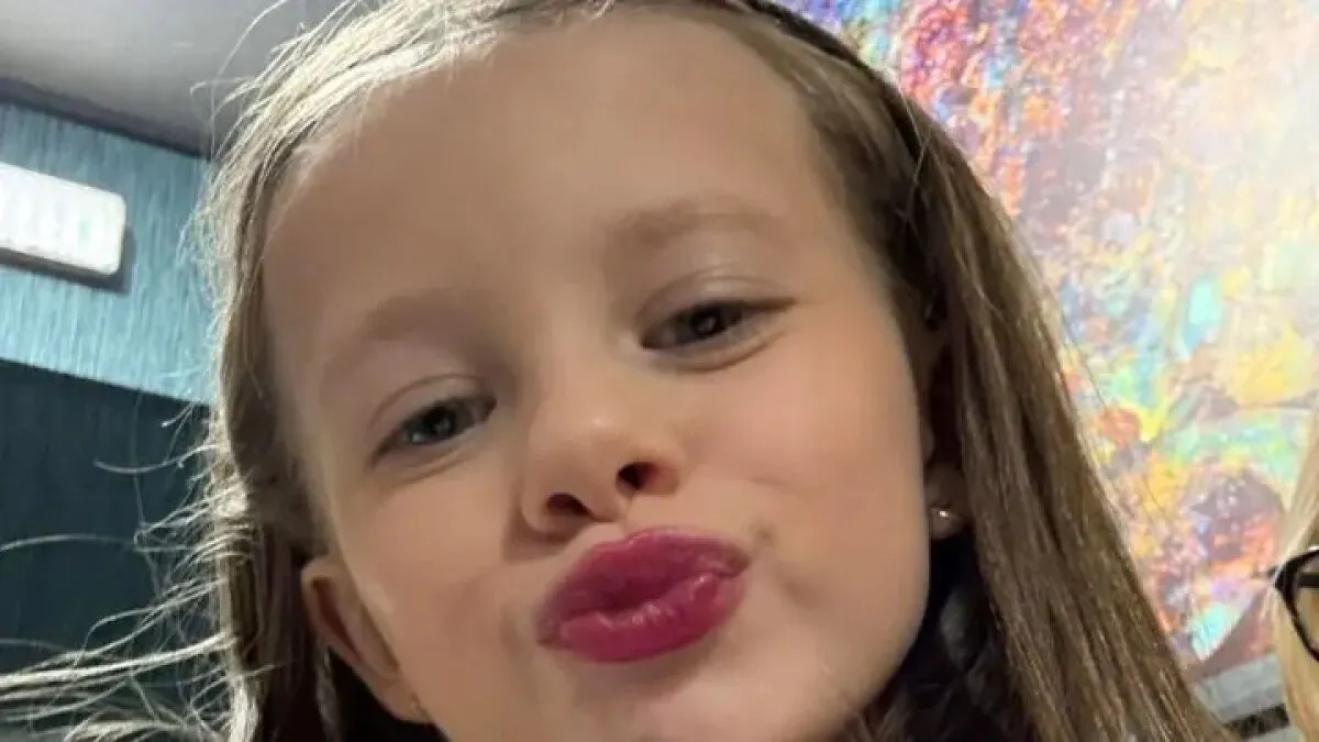 “Amazing Little Girl” Passes A Day Before 9th Birthday After Suddenly Falling Ill At Bus Station