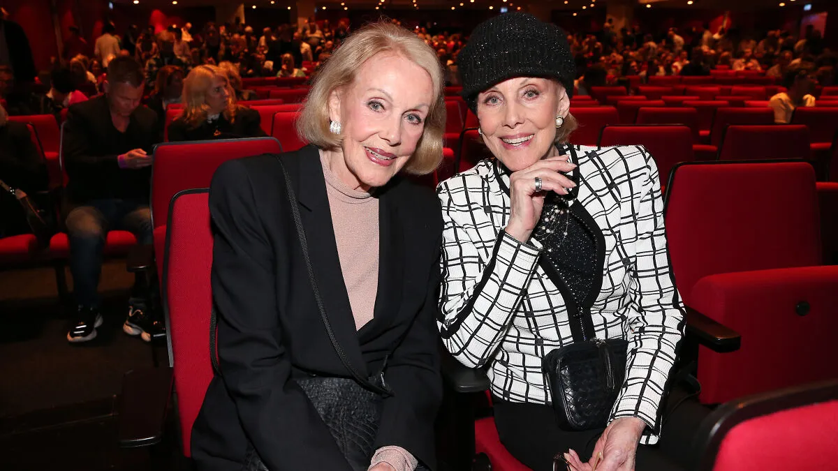 Beloved Twin Sisters Who Were Once Entertainment Icons Take Their Own Lives On The Same Day