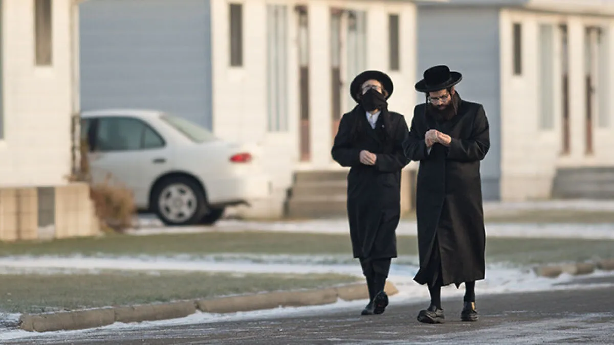 Police Rescue 17 Children From Controversial Lev Tahor Sect Holed Up In Highway Hotel