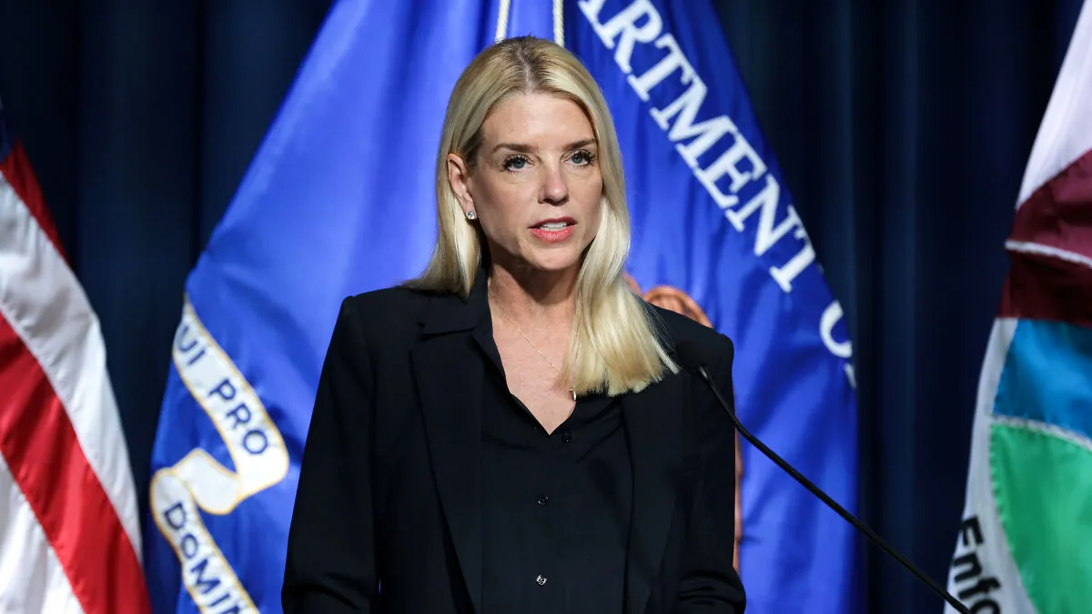 Lawmakers Warn Pam Bondi Of Prosecution As Epstein Files Deadline Hits